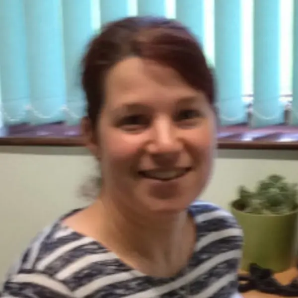 Dr Paula Hannant