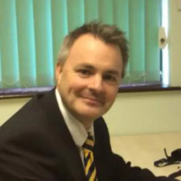 Dr Howel Davies